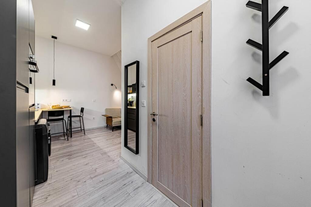 Chic Loft Bp: Industrial Gem Apartment บูดาเปสต์ ภายนอก รูปภาพ