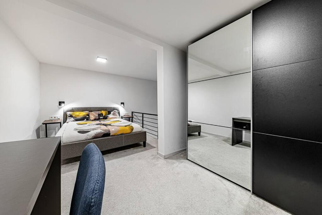 Chic Loft Bp: Industrial Gem Apartment บูดาเปสต์ ภายนอก รูปภาพ